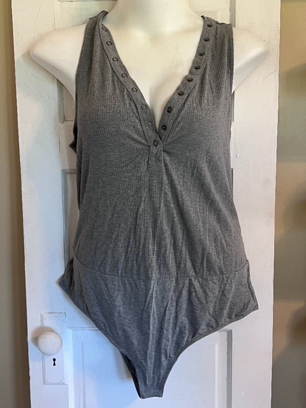 Sleeveless Gray Ribbed Torrid Bodysuit - 4 (26/28W)